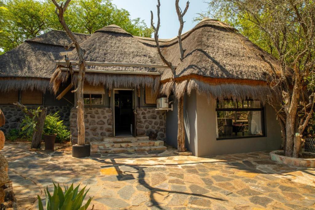 Hippomoon Lodge Game Reserve Hoedspruit Exterior photo